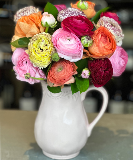 Ranunculus For Mom Mothers Day Flowers Columbus Oh Florists Newark Ohio ...